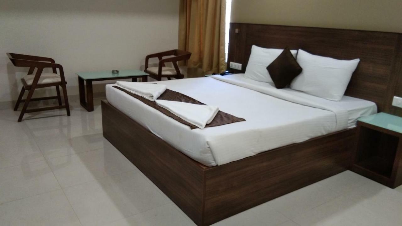 Hotel Shringar Palace Hubli Exterior photo